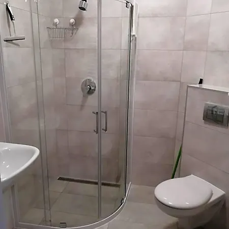 Stara Wozownia فندق بيوا